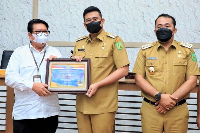 Pemko Medan Terima Piagam Penghargaan WTP Dari Kementerian Keuangan